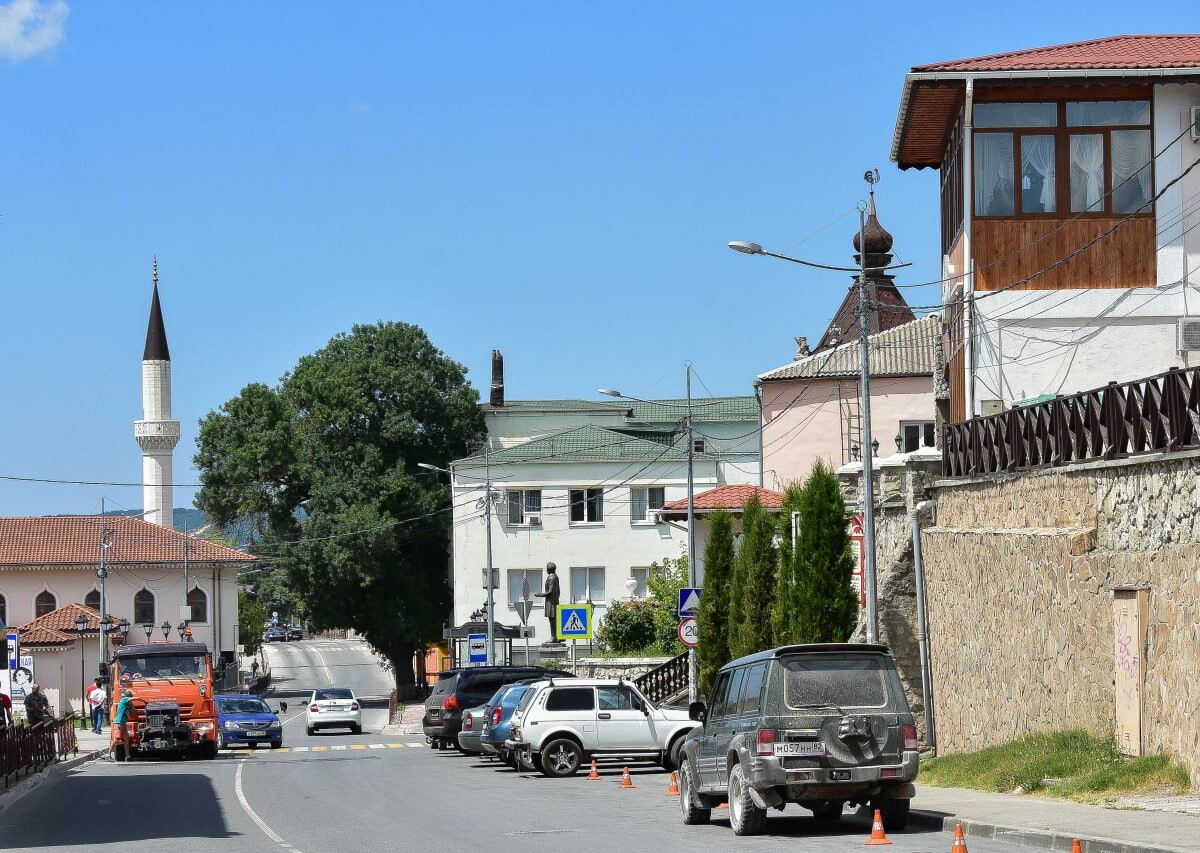 В Крыму появилась копия уникального памятника Богдану Хмельницкому