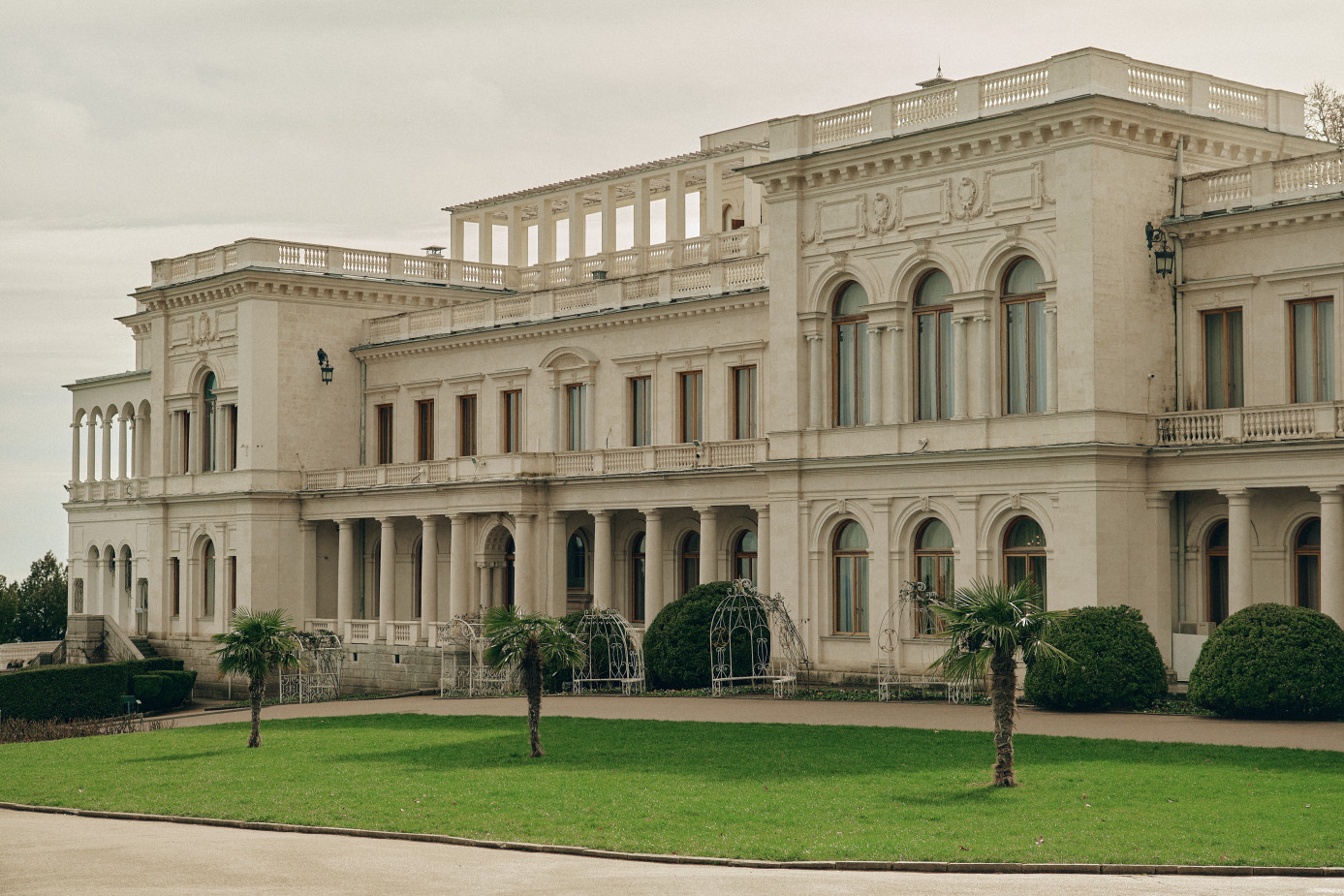 Между прошлым и будущим: как главные дворцы-музеи Крыма отвечают на вызовы времени