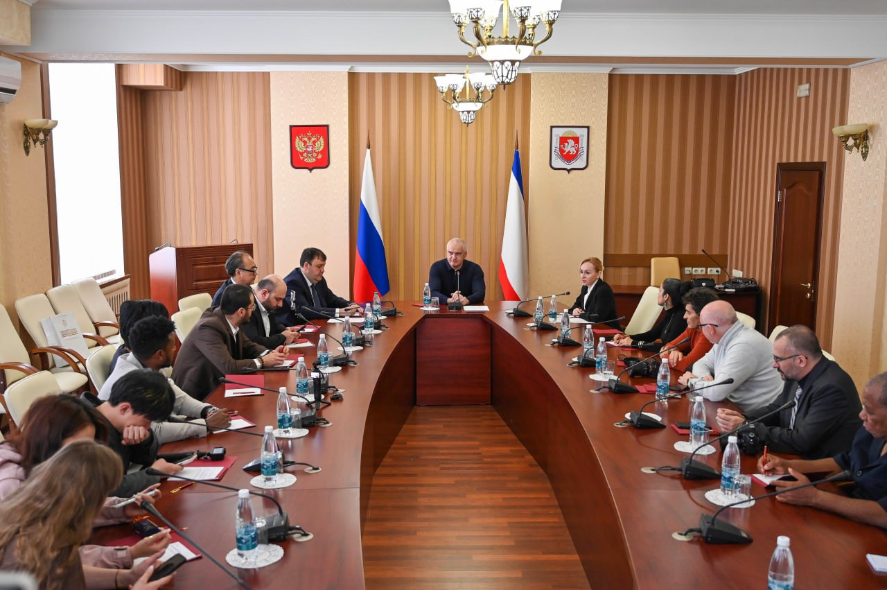 Head of Crimea met with foreign media representatives from Europe, Asia, Africa and Latin America