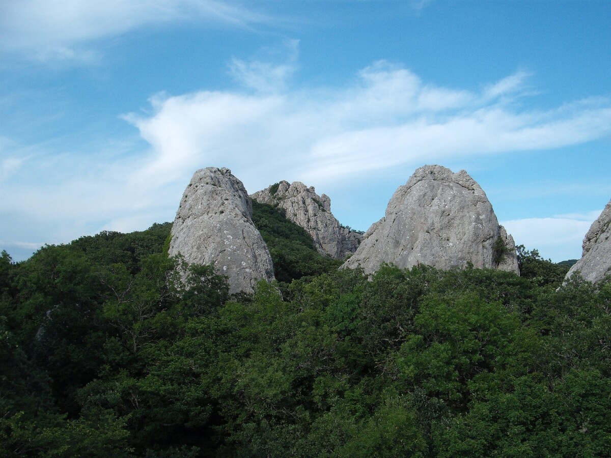 Must see landmarks in autumn Crimea