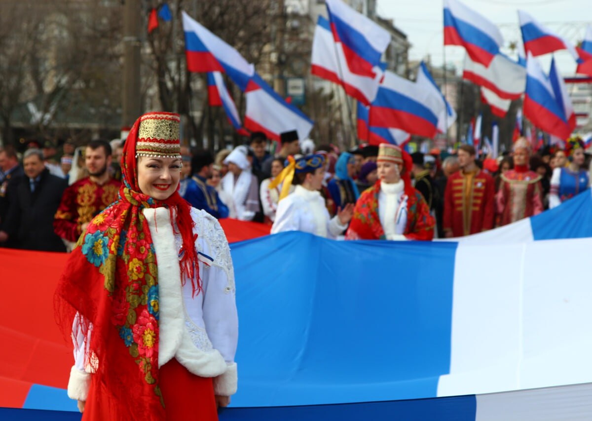 Годовщина Крымской весны: праздничная программа музеев, библиотек и театров