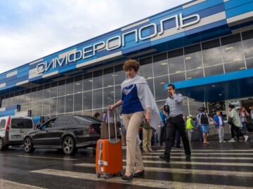 «Уральские авиалинии» объявили распродажу билетов в Крым на курортный сезон
