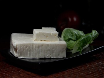 Greeks want to establish manufacturing of feta and spices in Crimea