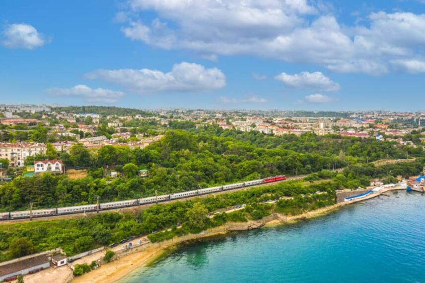 Tourists started to travel to Crimea by train more frequently