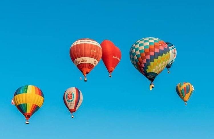 Полёты на воздушных шарах, симфонический хип-хоп и бал в стиле модерн: крымская афиша на 2-9 октября