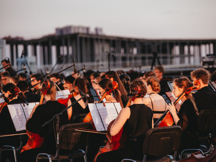 Концерт на стройке и джаз на берегу моря: на «Тавриде» завершился музыкальный заезд сезона