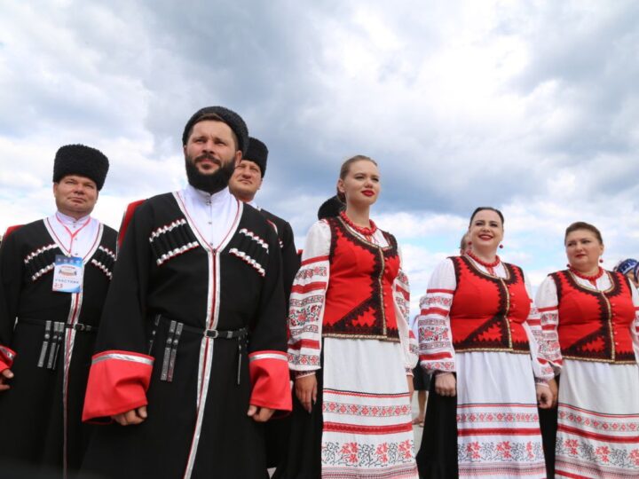 В Ялте завершился фестиваль казачьей культуры «Крымские тулумбасы» — фото
