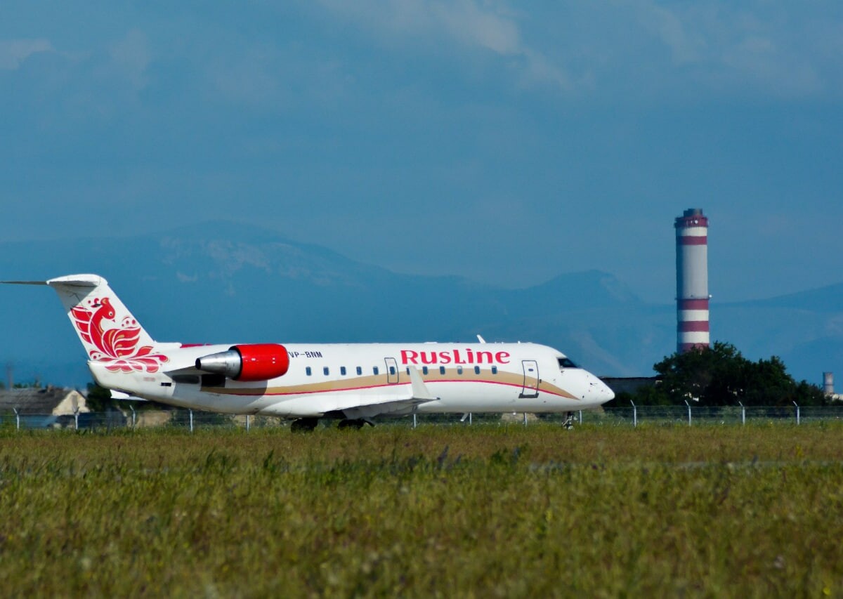 Ограничения на полеты в Симферополь продлили до 10 октября