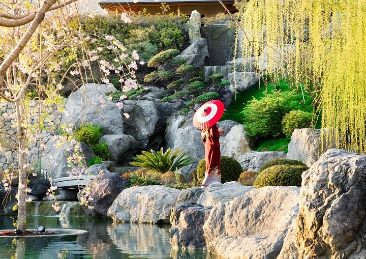 Экскурсия по японскому саду «Шесть чувств»