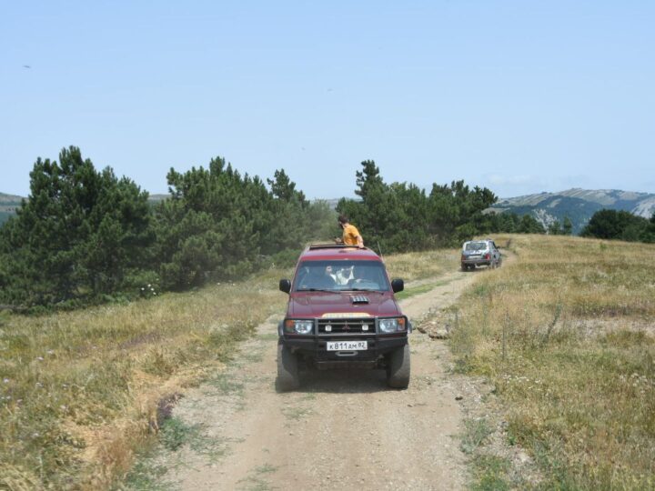 Любителям экстрима: в Крыму открылся туристический маршрут для автомобилей «Южная Демерджи»